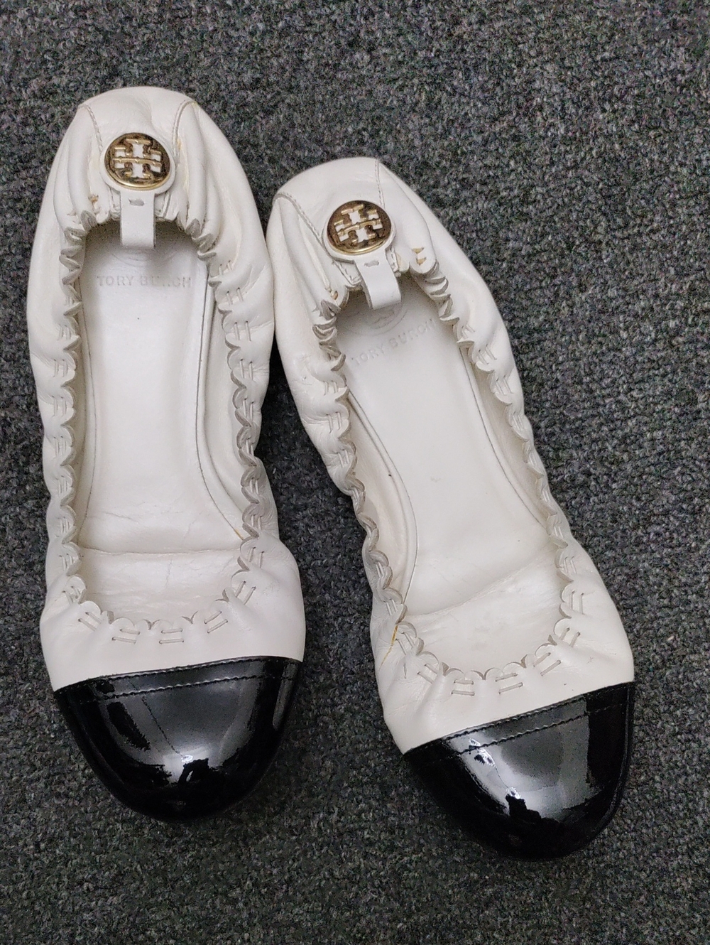 Tory Burch White Leather/Black Patent Cap Toe Ballet Flats